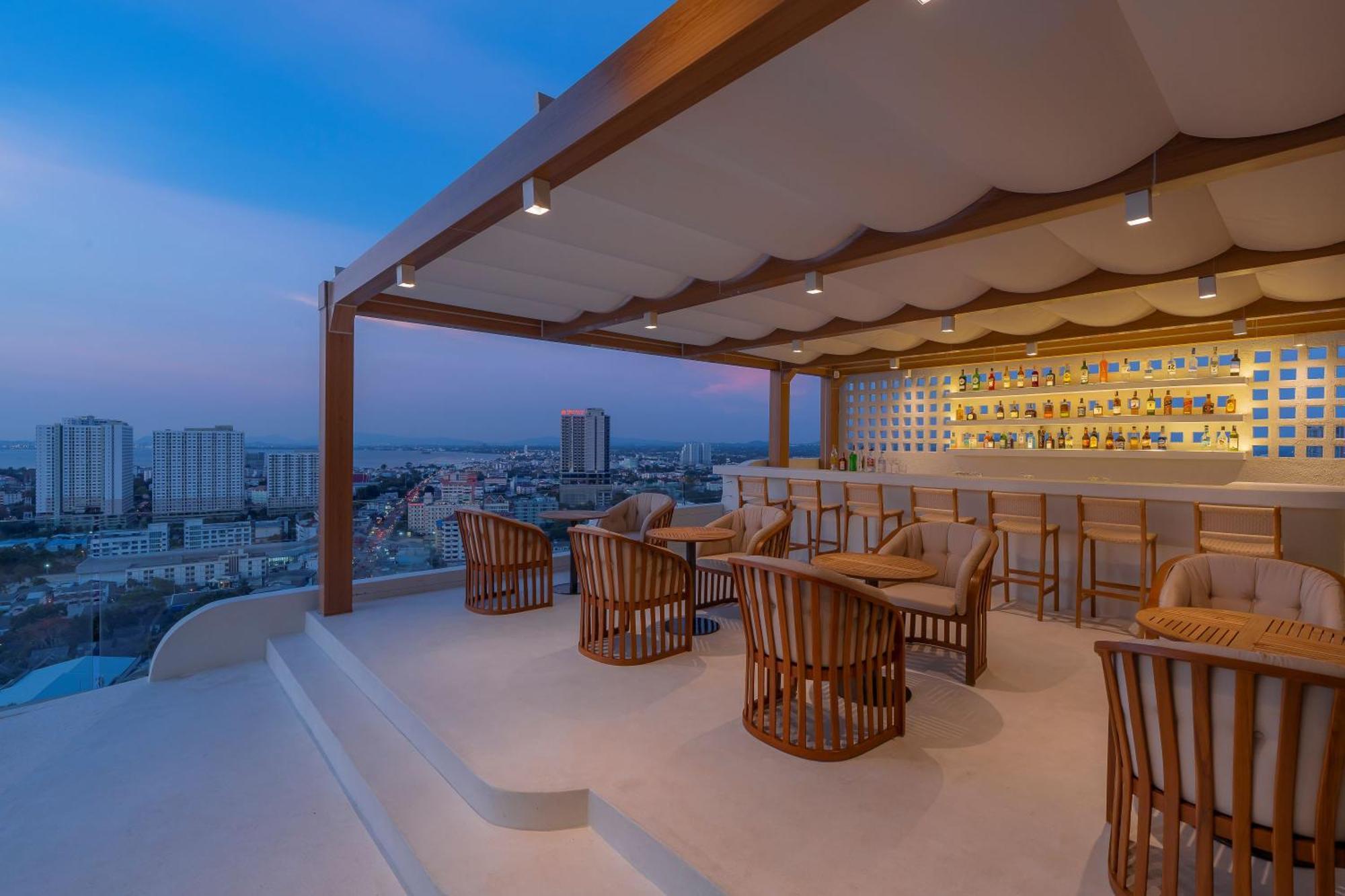 Akara Hotel Pattaya Exterior foto