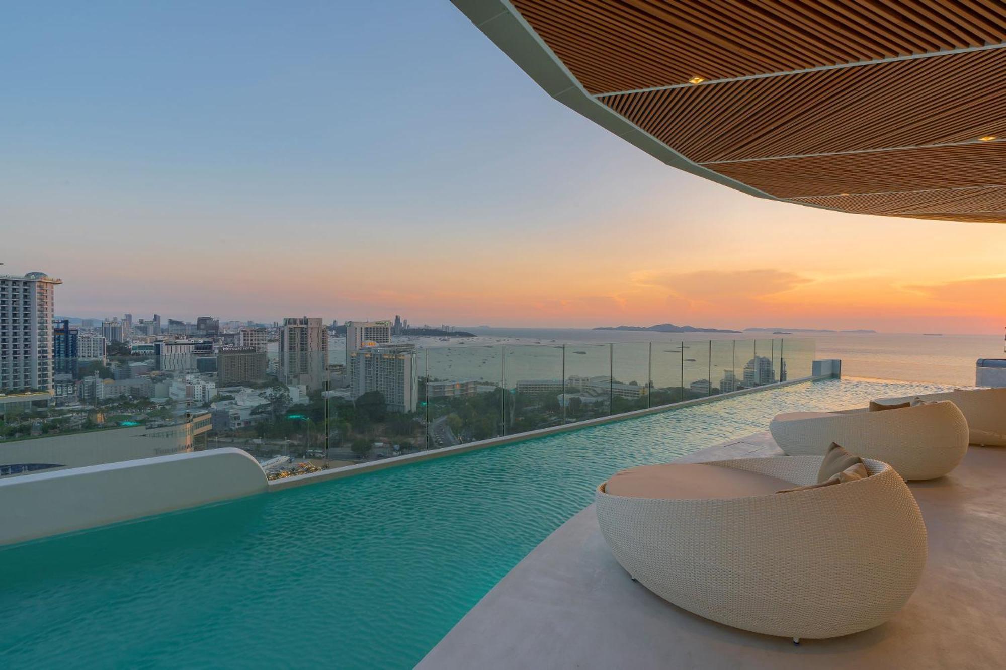 Akara Hotel Pattaya Exterior foto